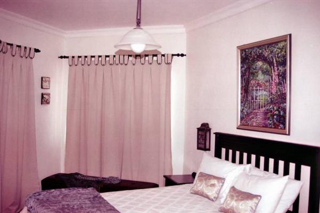 Aspen Guest House Clarens Habitación foto